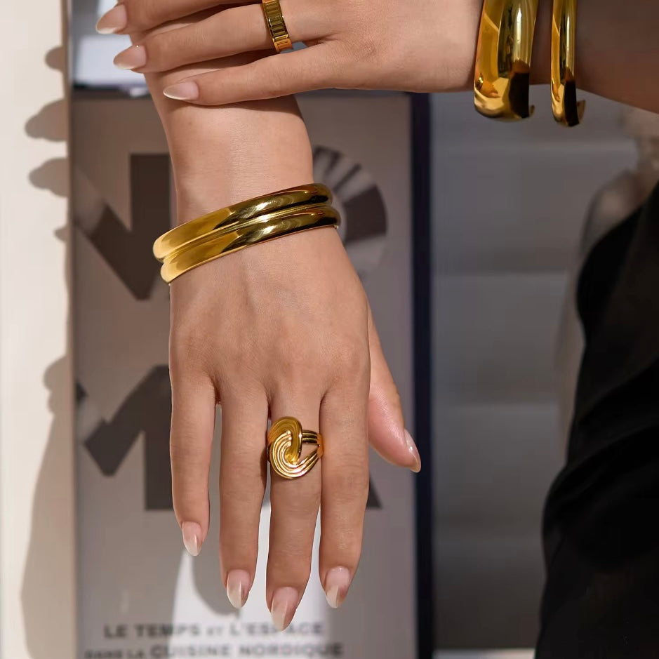 Cinder Bracelet