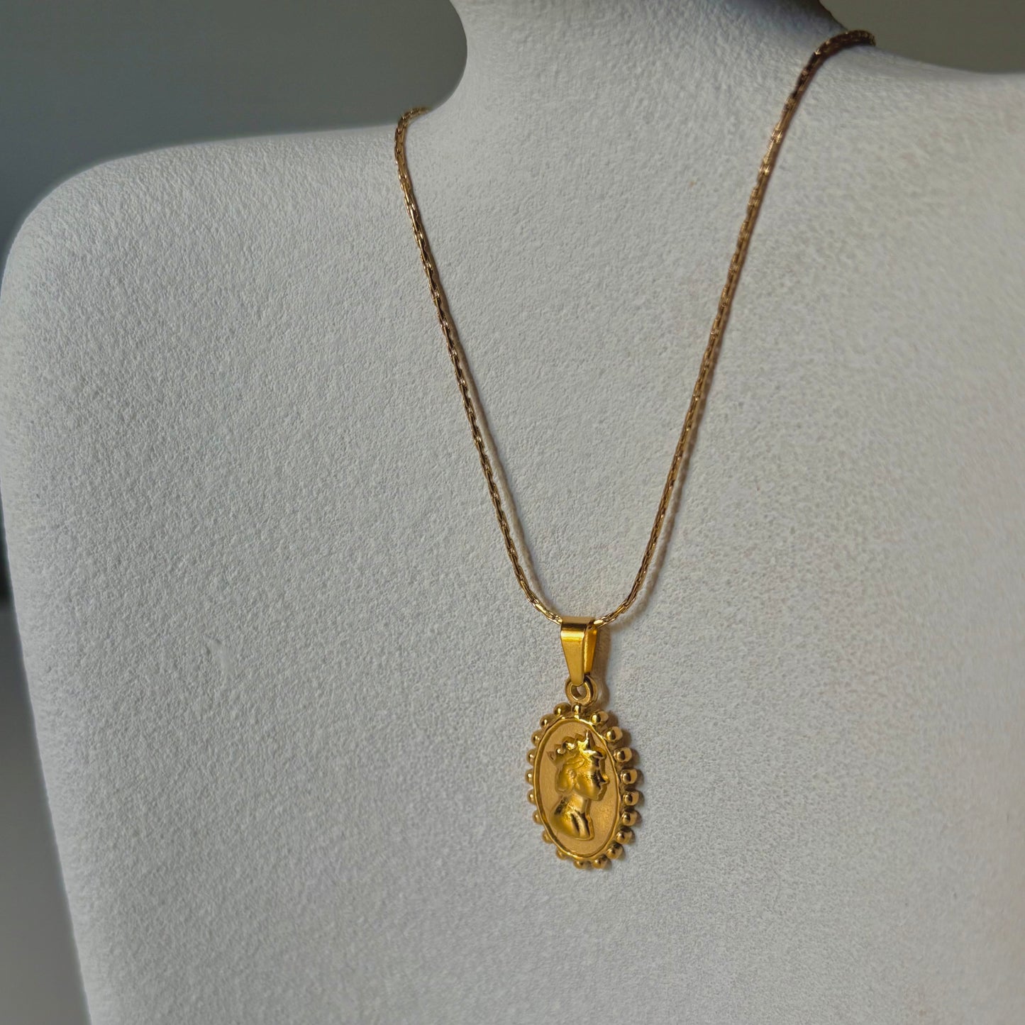 Klara Necklace