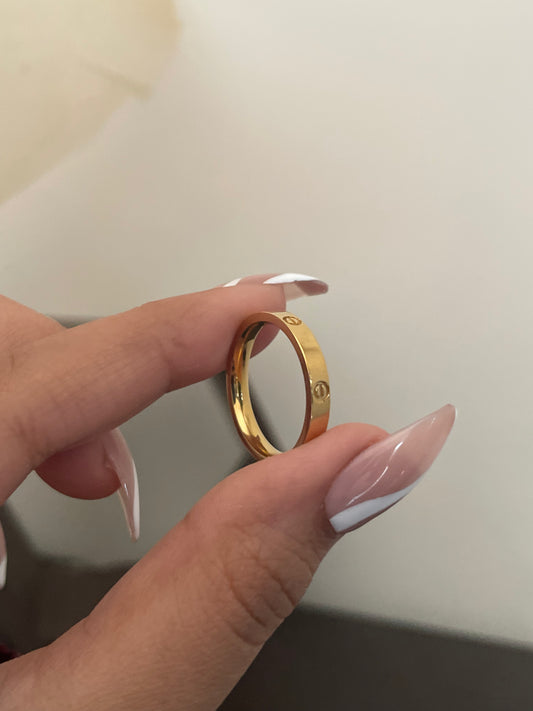 Ari Ring